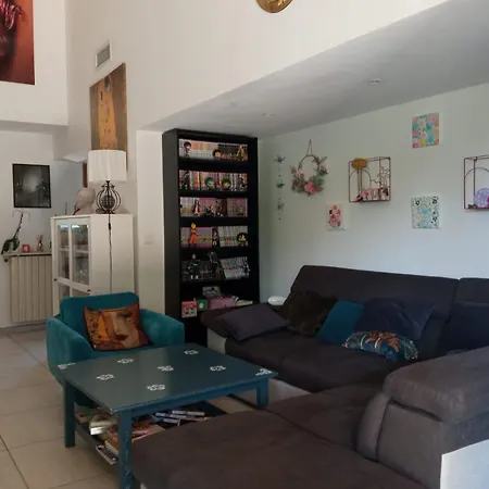 Casa Maceo Дом отдыха Сен-Рафаэль